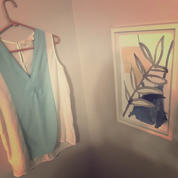 Oak & Olive tank/shell ...bundle and save! - Picture 2 of 4